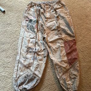 Free people size large, elastic ankle pant